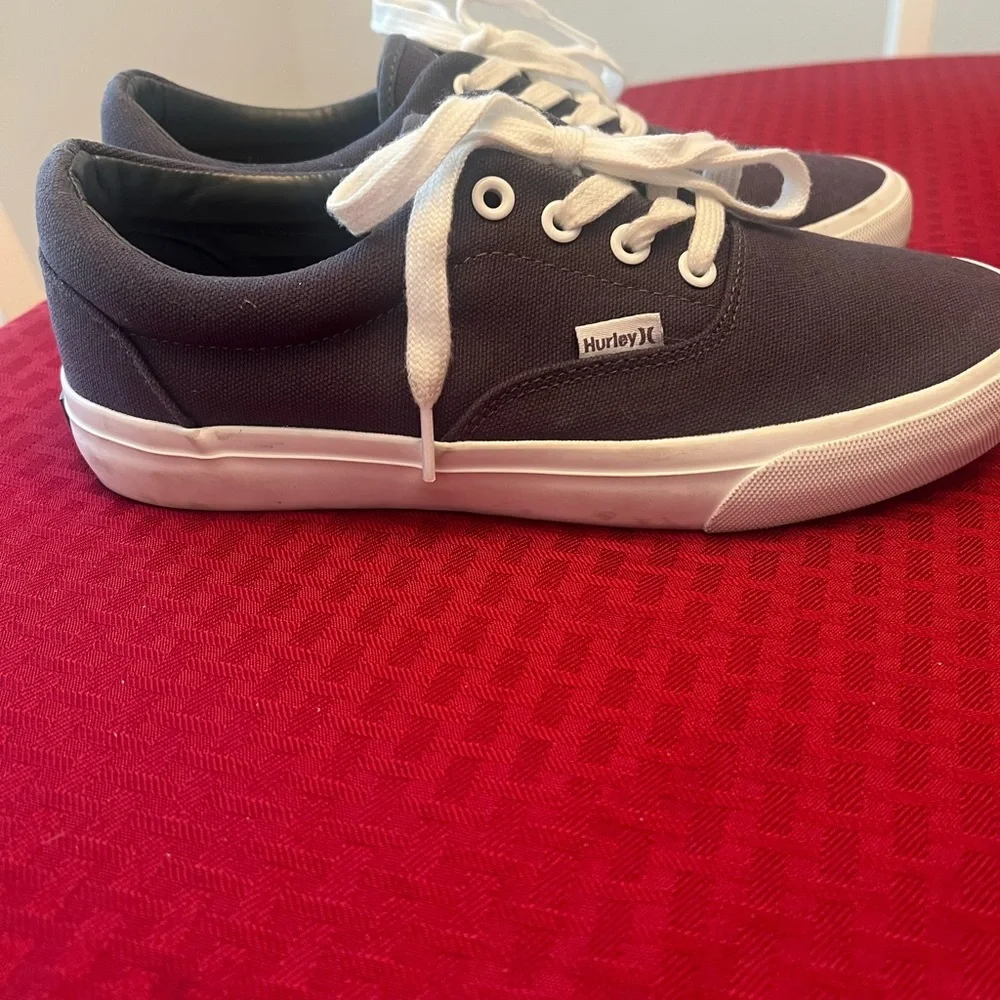 Hurley Men's Charcoal Canvas Sneakers